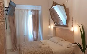 Arco Del Sacramento Casa Vacanze
