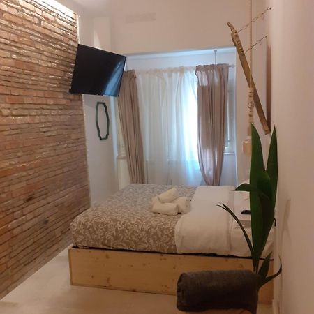 Arco Del Sacramento Casa Vacanze Benevento Zimmer foto
